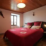Spacieux Et Renove Avec Equipements Modernes, Terrasse Et Vaste Jardin Pres De Gevaudan Et Margeride - Fr-1-582-301 Thoras