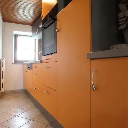 Spacieux Et Renove Avec Equipements Modernes, Terrasse Et Vaste Jardin Pres De Gevaudan Et Margeride - Fr-1-582-301 * Thoras