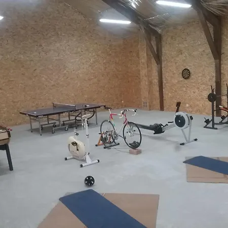 Prázdninový dům Spacieux Et Renove Avec Equipements Modernes, Terrasse Et Vaste Jardin Pres De Gevaudan Et Margeride - Fr-1-582-301