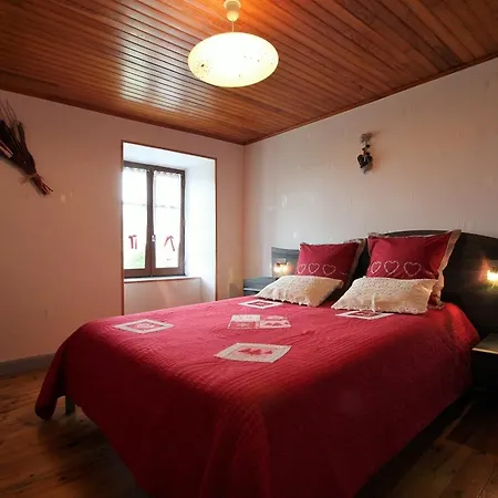 Spacieux Et Renove Avec Equipements Modernes, Terrasse Et Vaste Jardin Pres De Gevaudan Et Margeride - Fr-1-582-301 Thoras