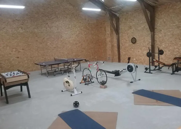 Holiday home Spacieux Et Renove Avec Equipements Modernes, Terrasse Et Vaste Jardin Pres De Gevaudan Et Margeride - Fr-1-582-301