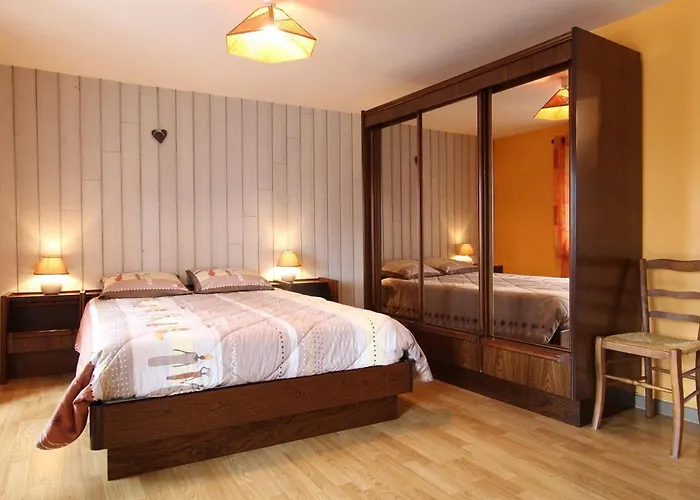 Holiday home Spacieux Et Renove Avec Equipements Modernes, Terrasse Et Vaste Jardin Pres De Gevaudan Et Margeride - Fr-1-582-301 Thoras